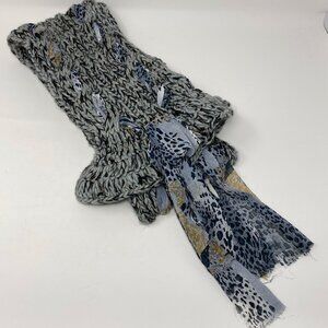 NEW saks fifth avenue grey knit scarf 7 x 64